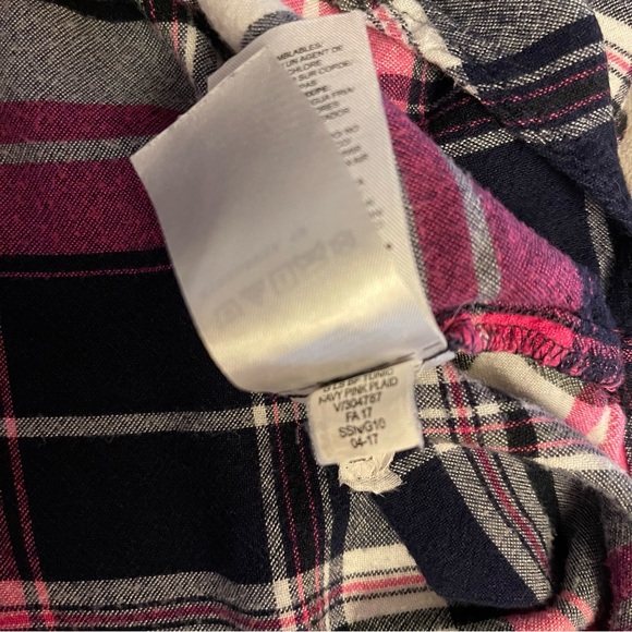 Old Navy Pink and Black Plaid Shirt - Picture 10 of 11